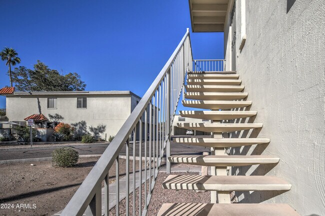 Building Photo - 14407 N Boxwood Ln