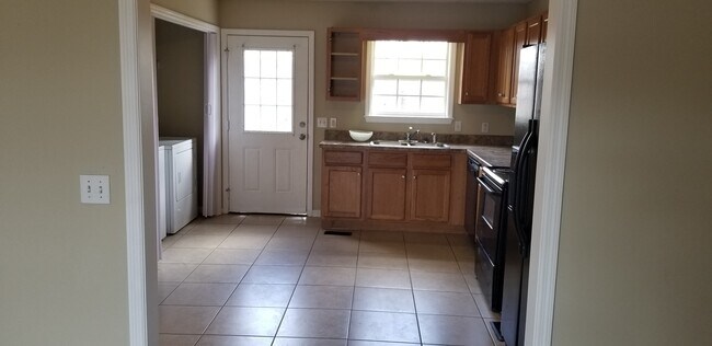 Foto del edificio - 111 Dixie Ct