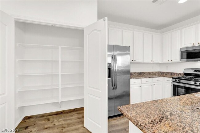 Foto del edificio - 7609 Reveal Ct