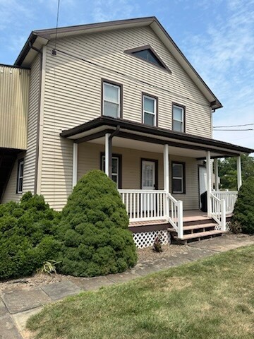 Foto del edificio - 1187 Bloom Rd