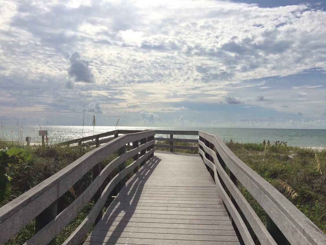 1005 Gulf Blvd Unit 303, Indian Rocks Beach, FL 33785 Condo for Rent