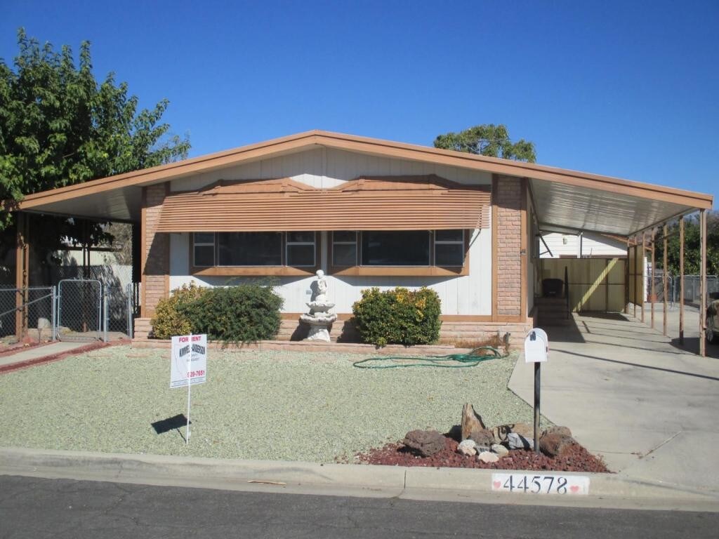 Primary Photo - 44578 Woodrow Way