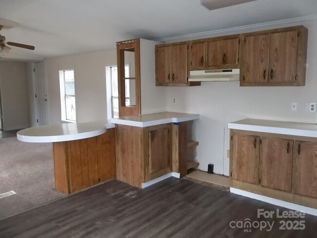 Foto del edificio - 146 Thornwood Ln