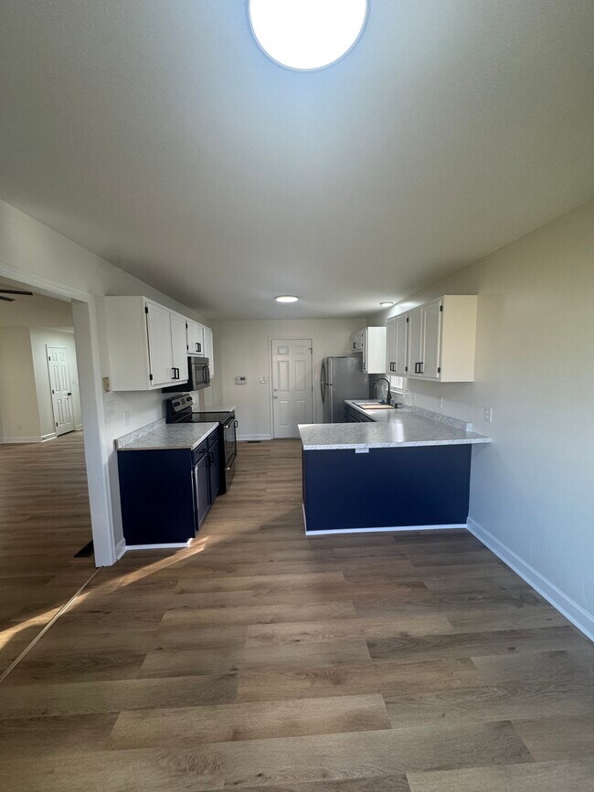 Foto del edificio - 1821 Swann St