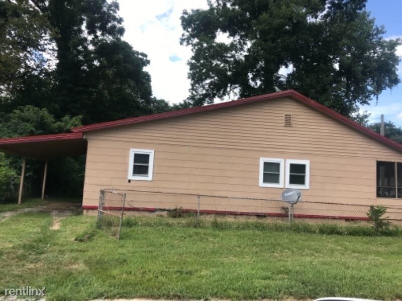 Primary Photo - 3 br, 1 bath House - 517 E Boundary