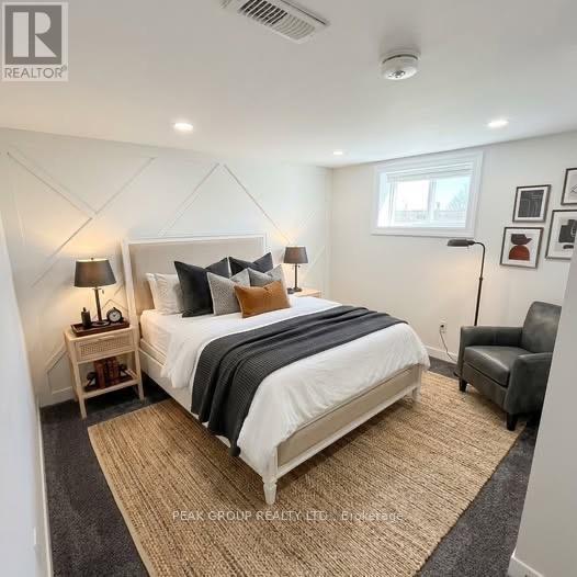 Building Photo - 13 Macoomb Dr