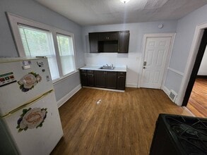 Building Photo - 12022 Griffing Ave