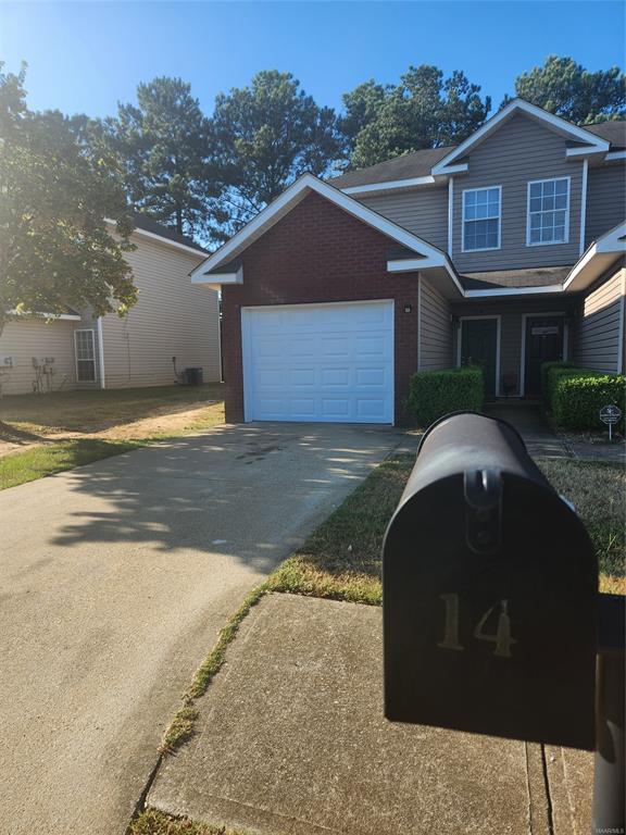 Foto principal - 14 Pine Meadows Cir