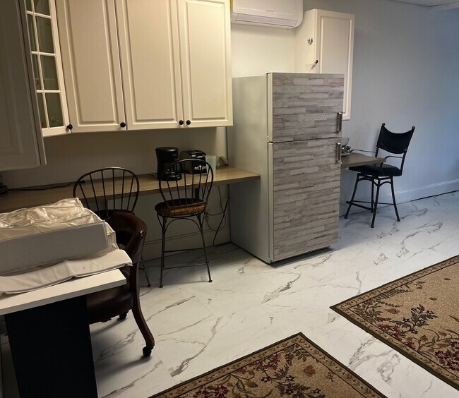 Building Photo - 1549 Lake Koinonia Dr