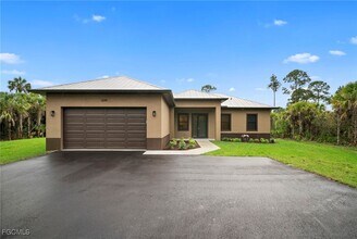 Building Photo - 3244 32nd Ave SE