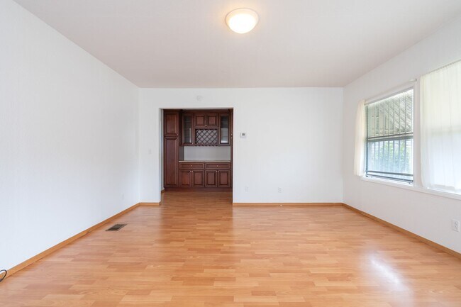 Foto del edificio - 2683 Grande Vista Ave