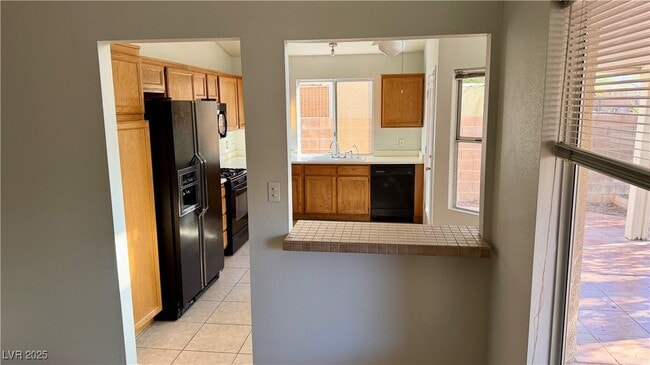 Building Photo - 6041 Spring Harvest Dr