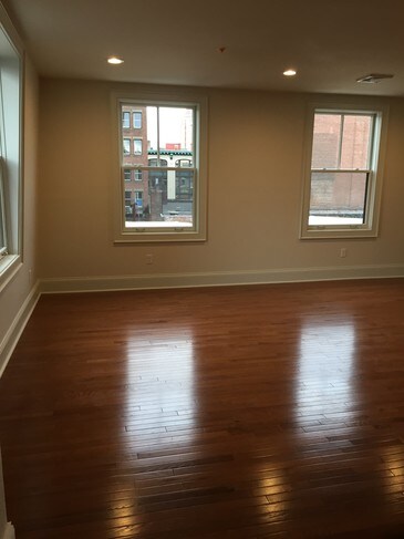 Building Photo - 205 Weybosset St