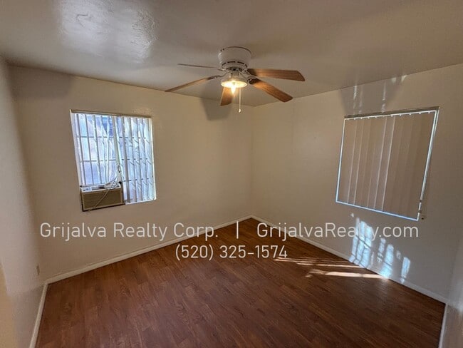 Building Photo - Cute 2 Bedroom House for Rent - Close to Reid Park  (22nd St/Tucson)