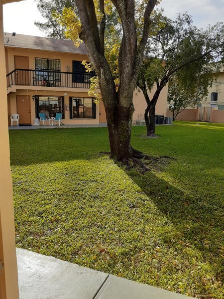 Foto del edificio - 2735 W 66th St