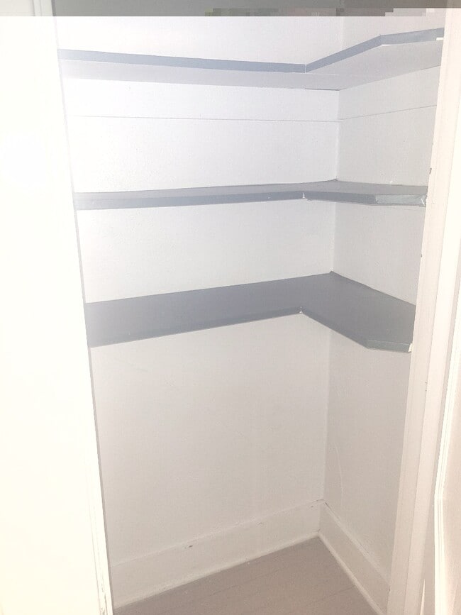 Building Photo - 504 S Franklin St