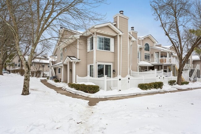 Building Photo - 67 Bentley Ct