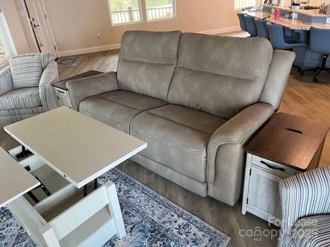 Foto del edificio - 4897 Kiser Island Rd