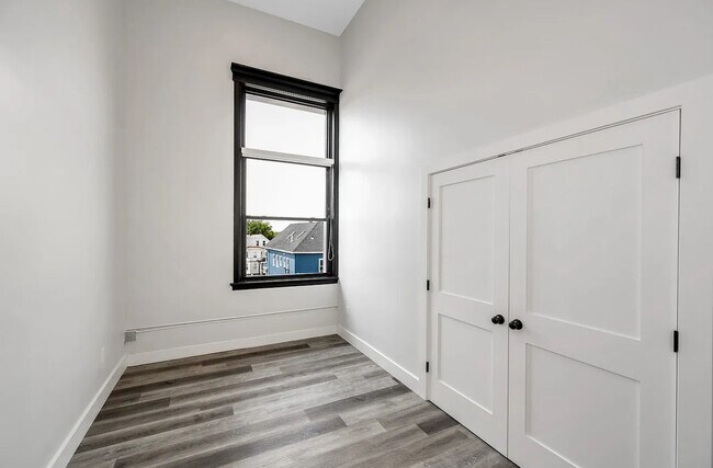 Foto del edificio - 72 Boisvert St