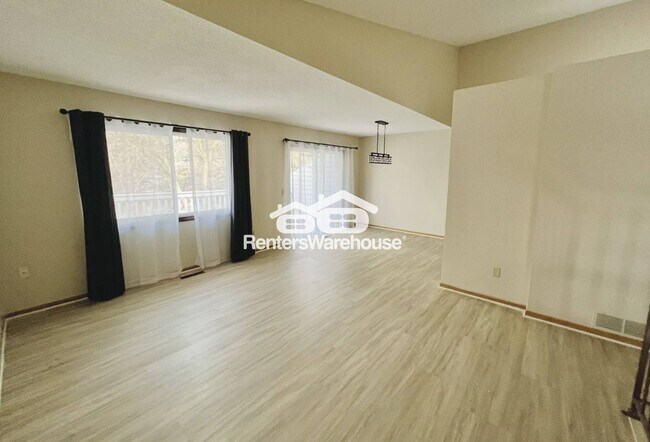 Foto del edificio - 11221 Xavier Cir