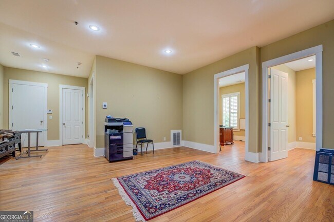 Foto del edificio - 4165 Raphael Street