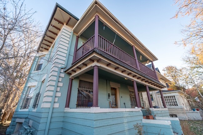 Foto del edificio - 1454 N Williams St