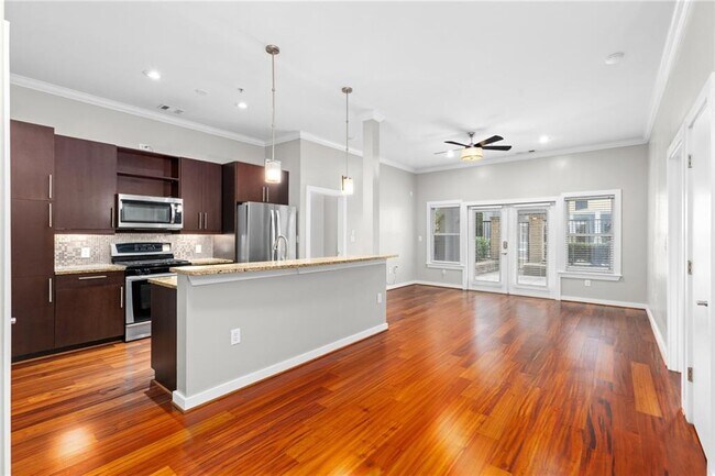 Foto del edificio - 870 Inman Vlg Pkwy NE