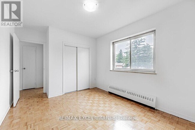 Building Photo - 165 Colborne Ave