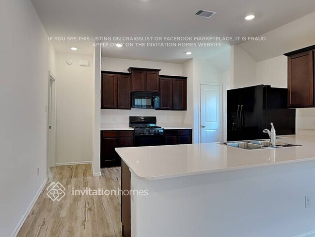 Foto del edificio - 22711 Bolanzo Ln