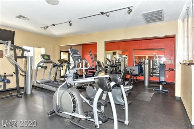 Foto del edificio - 8600 W Charleston Blvd