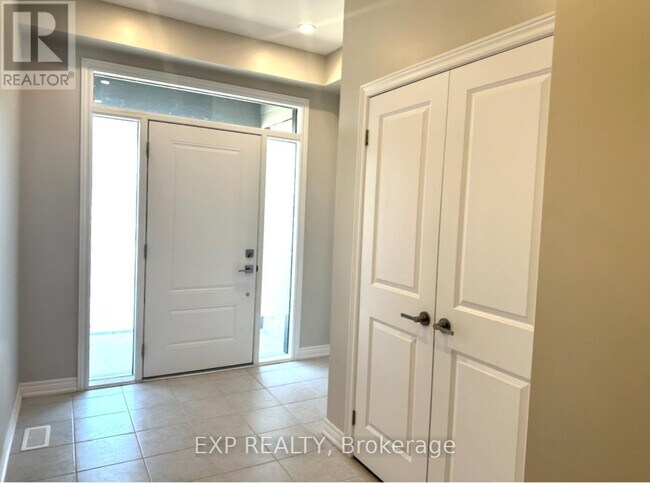 Building Photo - 17 Vinifera Dr