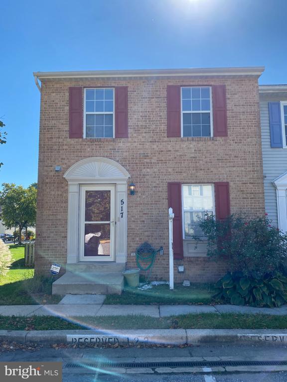 Foto del edificio - 517 Kingdom Ct