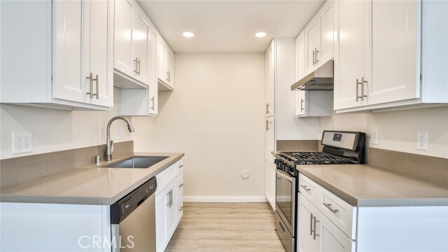 Building Photo - 3063 Canyon Crest Dr
