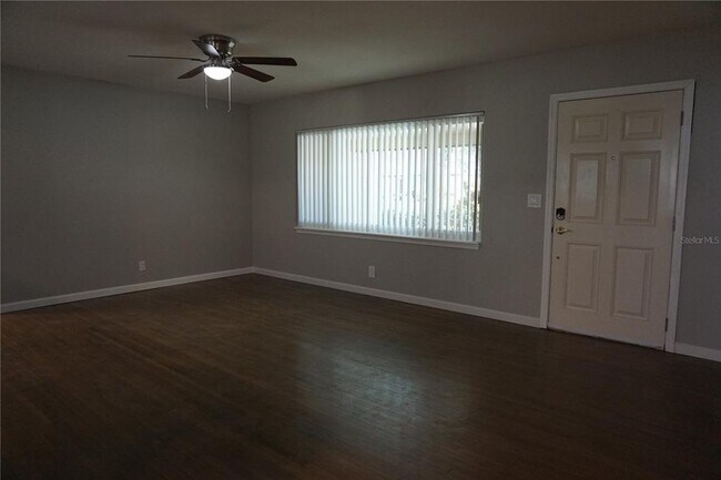 Foto del edificio - 9101 3rd St N