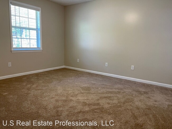 Building Photo - 4 br, 2 bath House - 713 Dover Lane