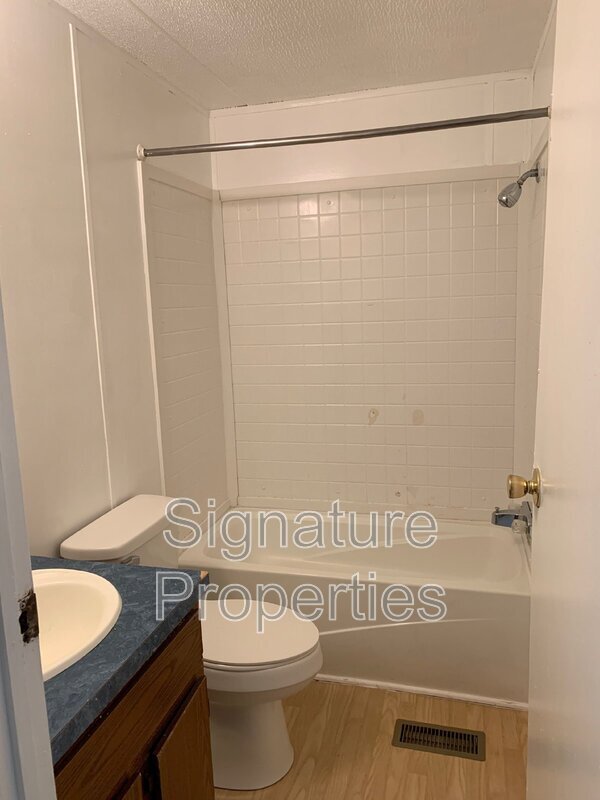 Foto del edificio - 1034 Bench Ln