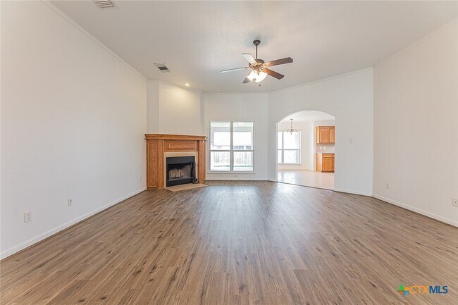 Foto del edificio - 3603 Salt Fork Dr