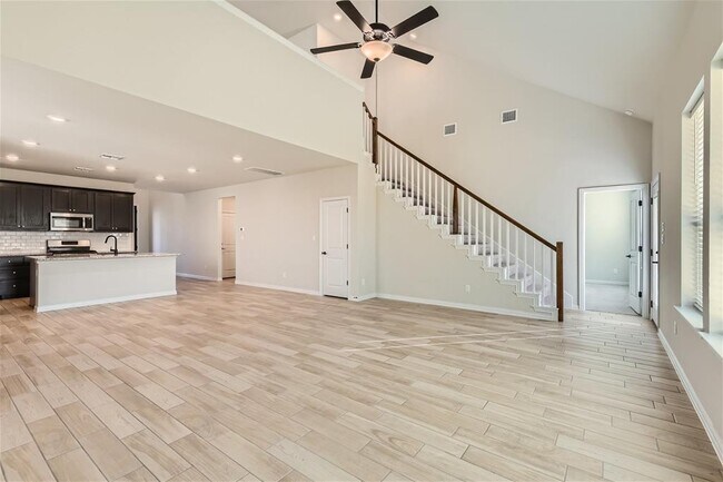 Foto del edificio - 128 Fawn Riv Run