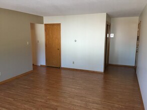 Building Photo - Prior Marshall Apartments