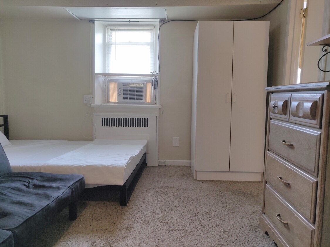 2100 W Cheltenham Ave Unit BR, Philadelphia, PA 19138 Apartments in