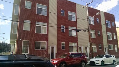 Building Photo - 916 N 19th St