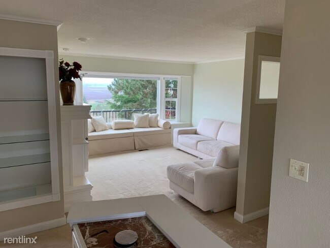 Building Photo - 3 br, 2 bath House - 2917 Panaview Blvd
