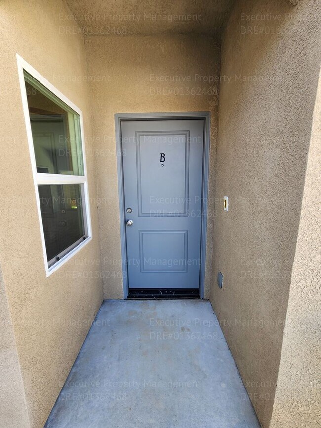 Building Photo - 8521 Grandy St