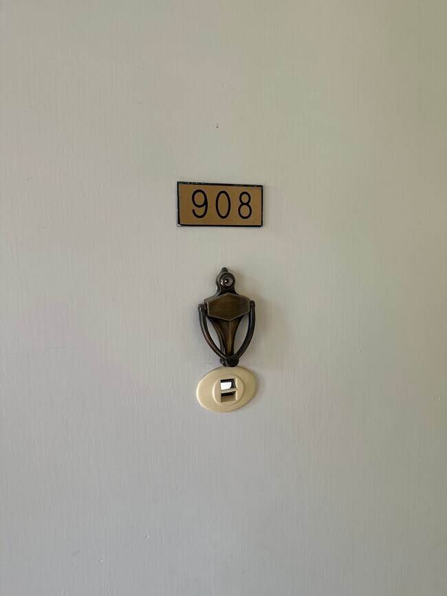 Foto del edificio - 7738 Chambers Rd