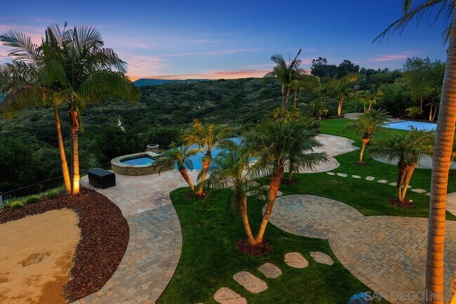 Building Photo - 12375 Angouleme Ct