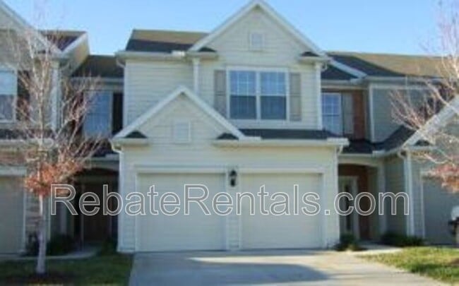 Building Photo - 11177 Castlemain Cir W