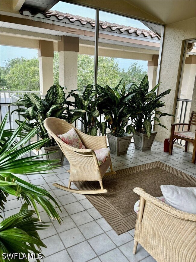 Foto del edificio - 6045 Chardonnay Ln