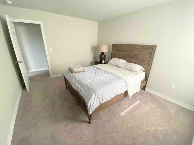 Building Photo - 6619 Freedom Hills