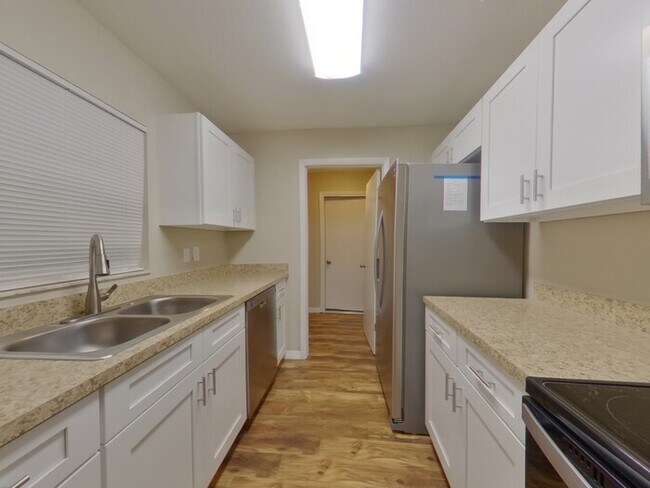 Foto del edificio - NOW AVAILABLE! 14504 SW 43rd Ct, Ocala, FL...