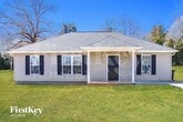 Primary Photo - 136 Fir Dr